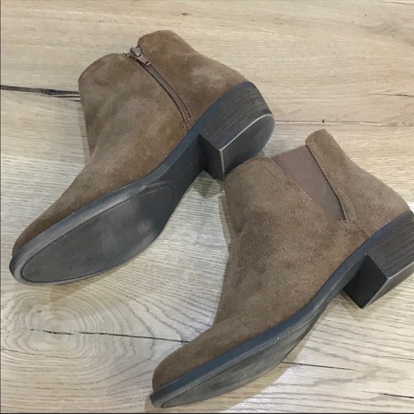 Kensie Suede Garry Booties - Picture 3 of 8